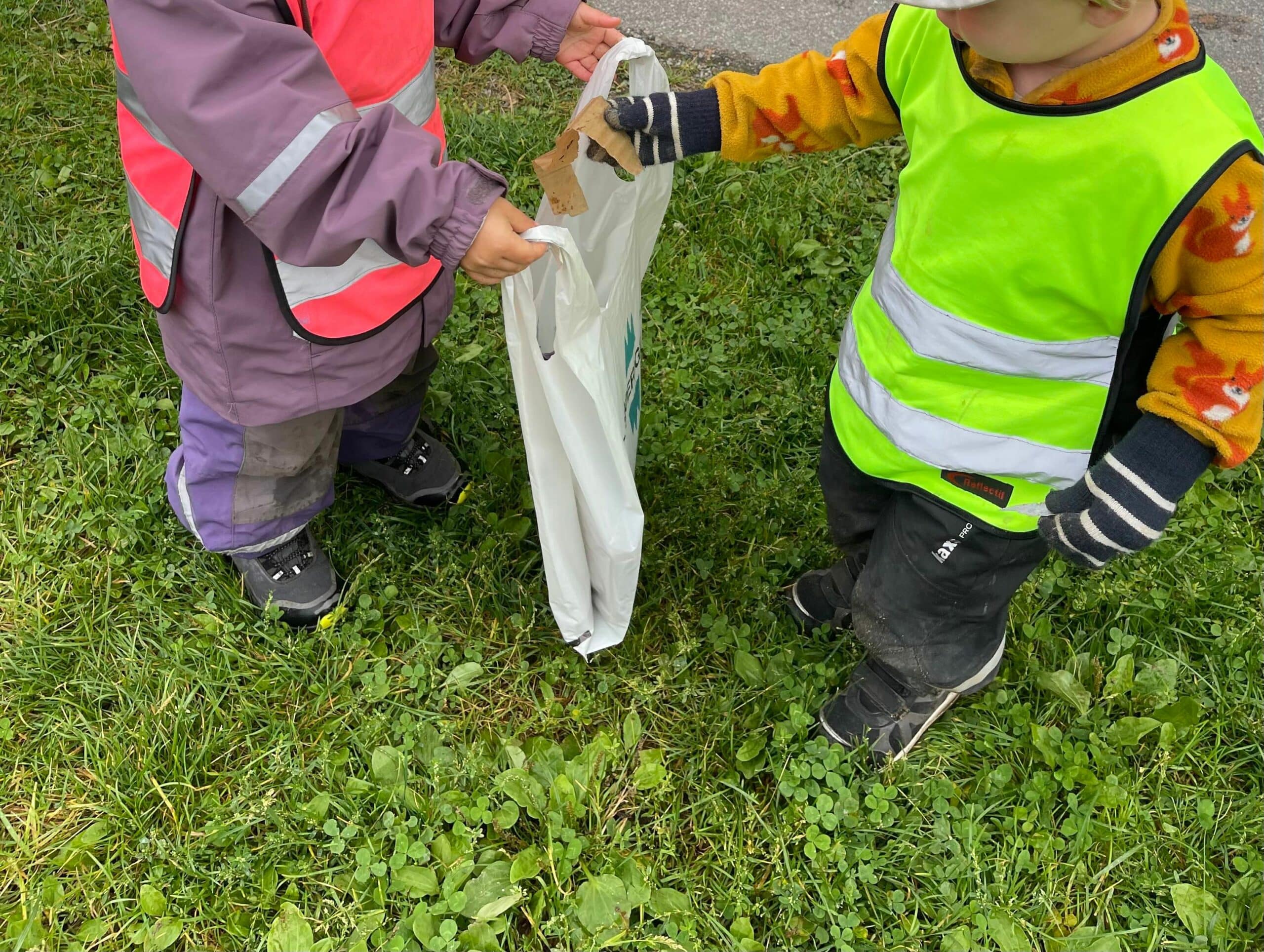 Förskolan Fiolen hjälper till att hålla Sverige rent
