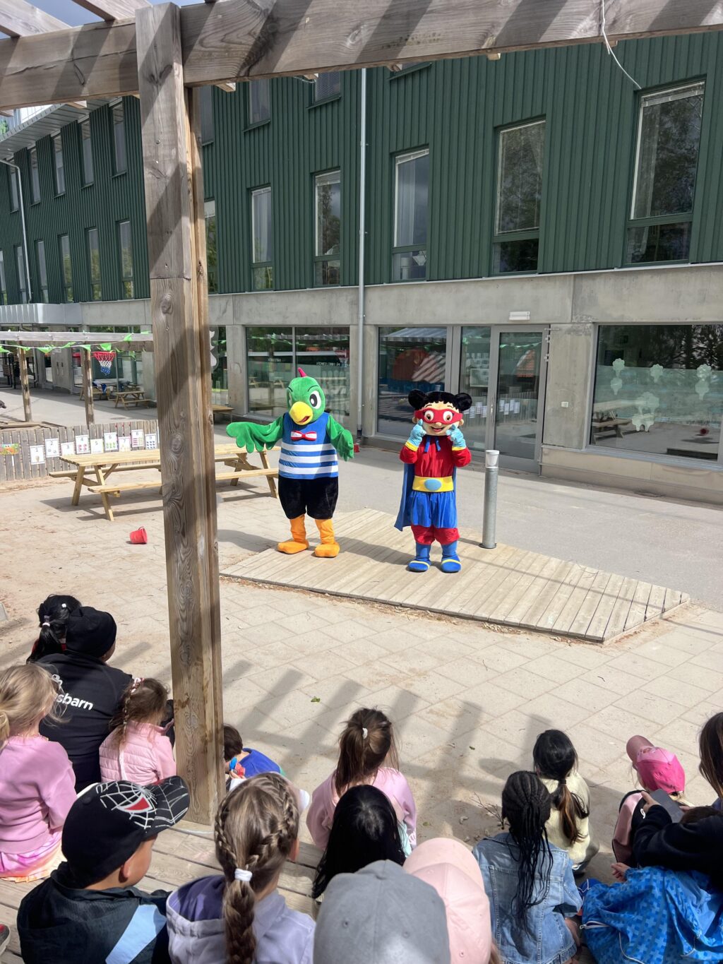 rörelseglädje på Kulturförskolan Smedby